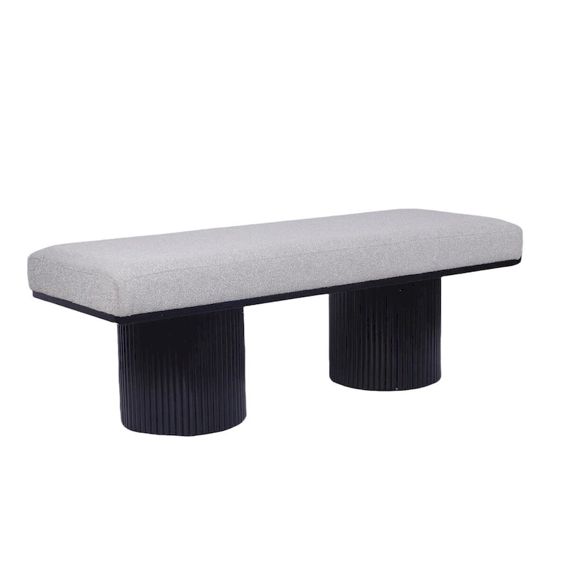 Panca imbottita con gambe nere massicce in tessuto bouclé grigio chiaro, stile contemporaneo, panca ai piedi del letto per camera da letto e soggiorno